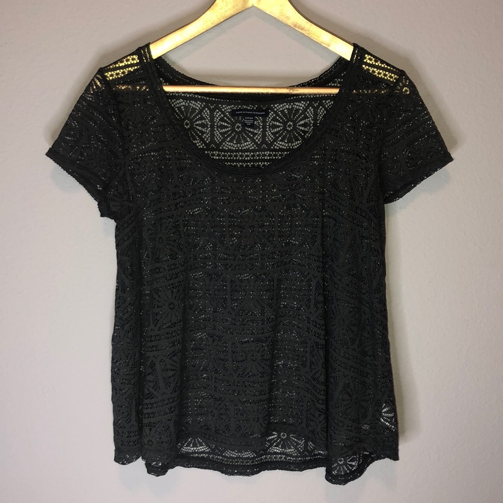 AE short sleeve gray top, small